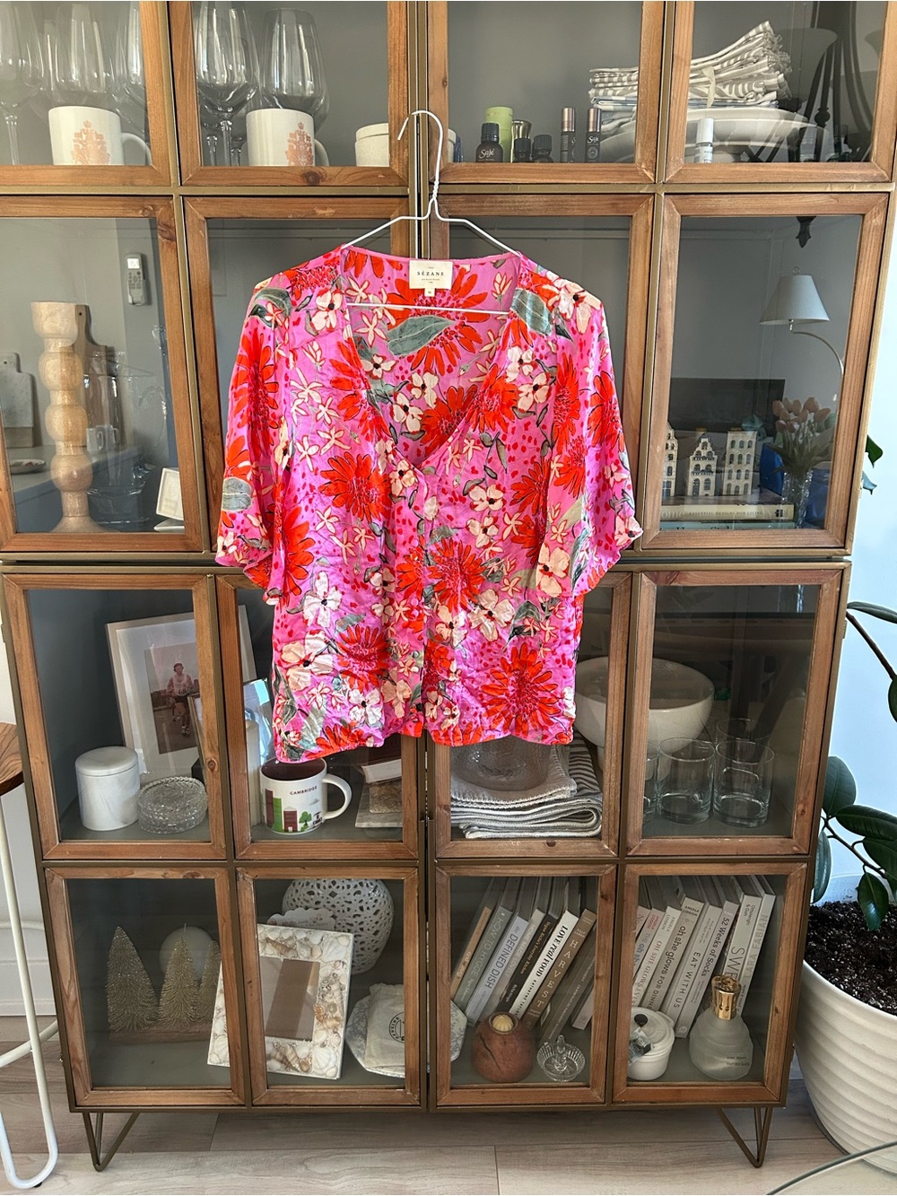 Sézane 100% Silk Pink Floral V-Neck Women's Blouse - Picture 4 of 14